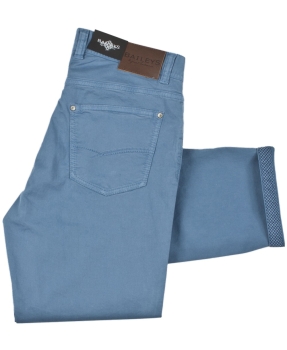 Baileys Chino Bob Five-Pocket-Style in taubenblau