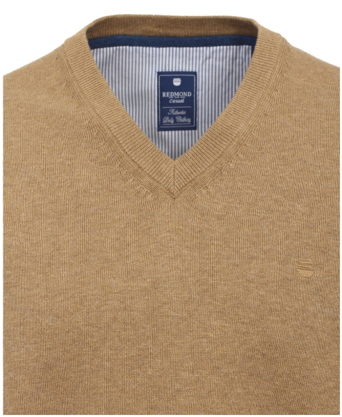 REDMOND V-Neck Pullover Comfort Fit in beige